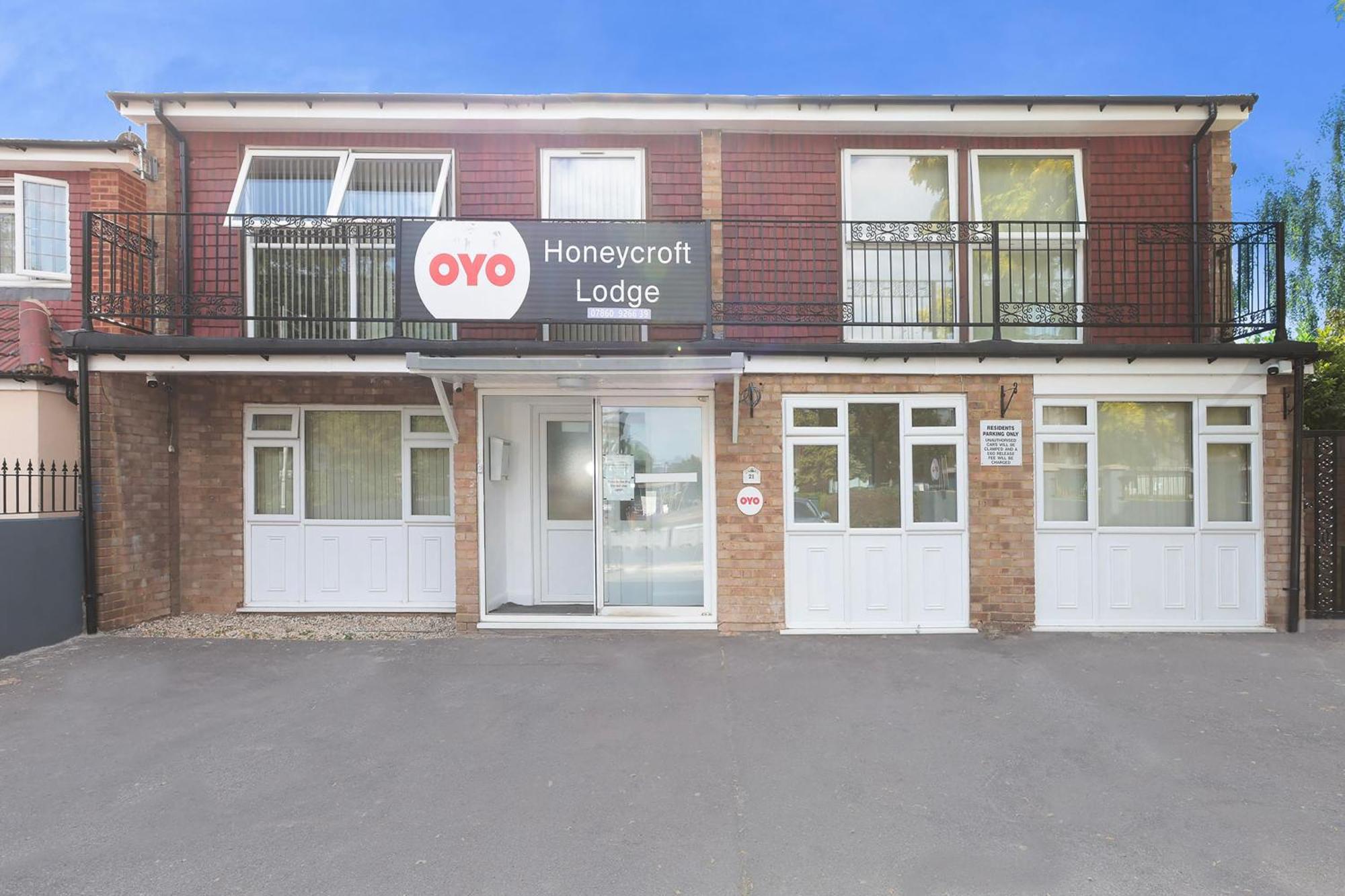 Oyo Honeycroft Lodge Uxbridge Exteriör bild